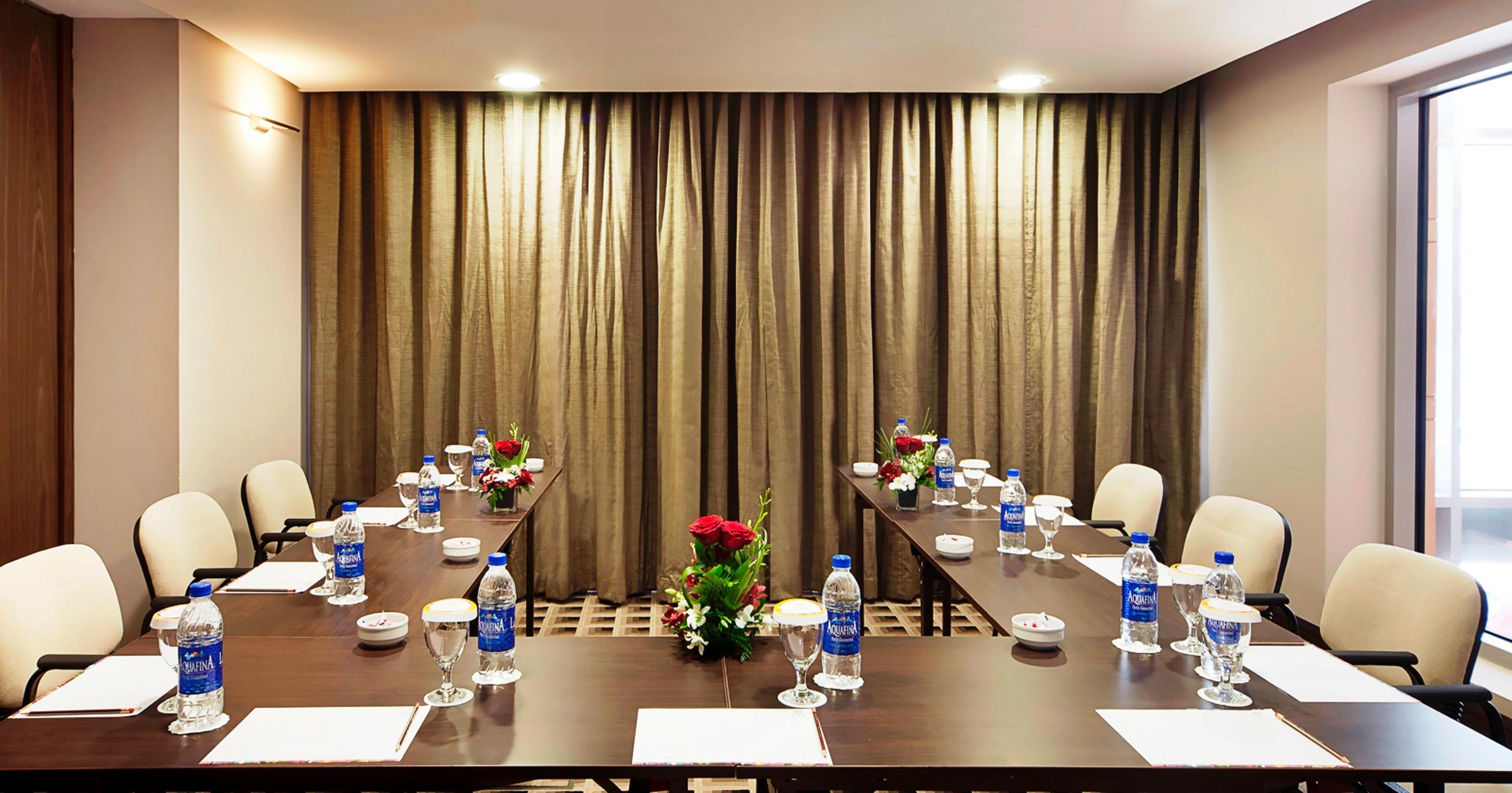Oaks Liwa Executive Suites Abú Dhabí Exteriér fotografie